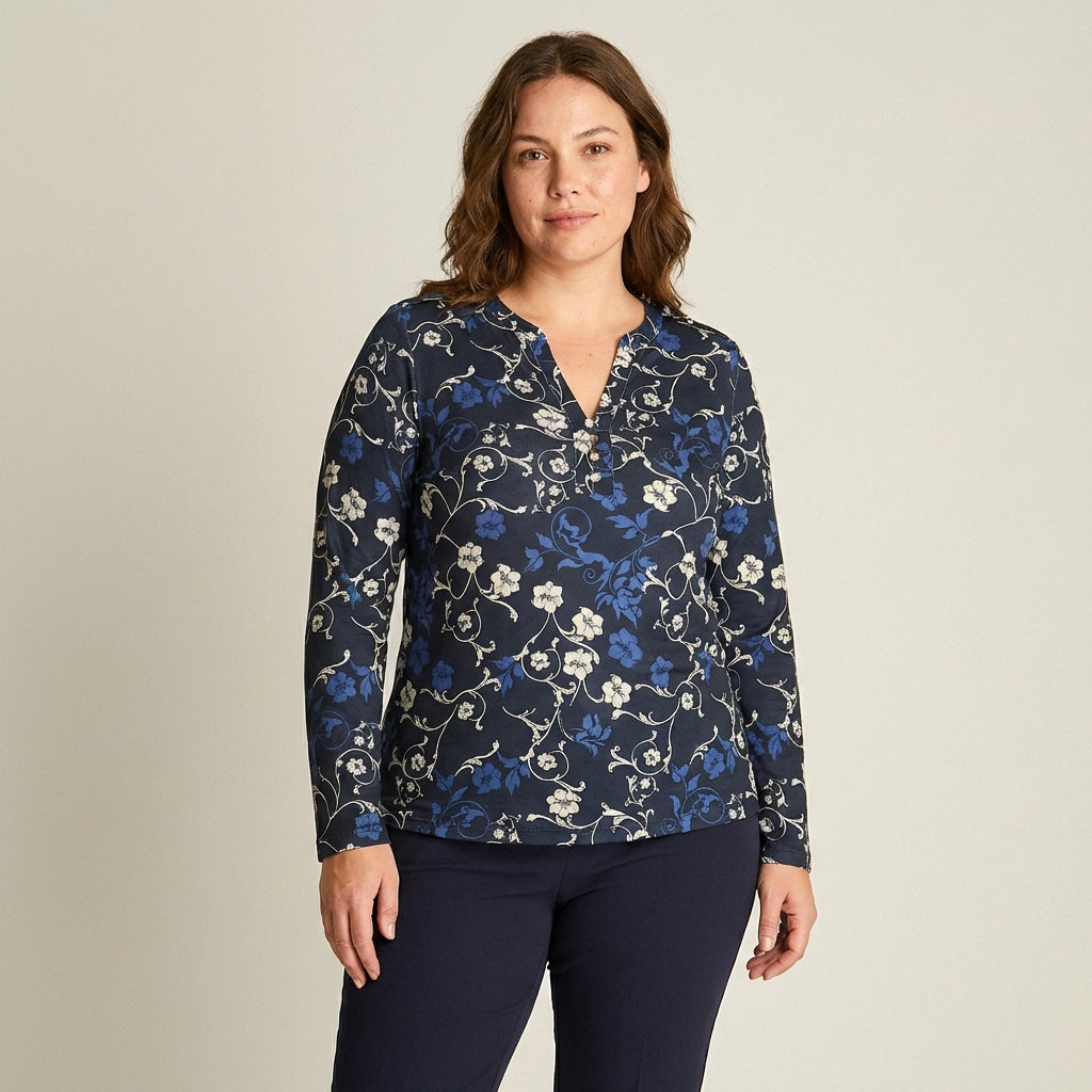 Polera Azul Estampada Manga Larga con Escote Mao